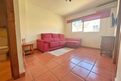 6abff79371a5e267aba6086113b8b4d0 - 9