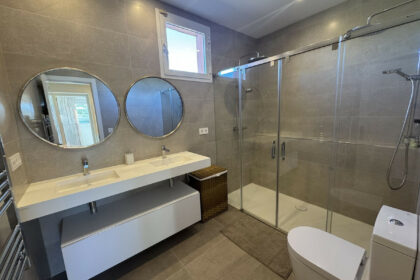 6b0ee2b1c6be9c287d0c703d361db4ae - 18