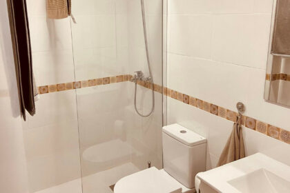 6b404fa8957ed280074c21f6f360ae9c - 12