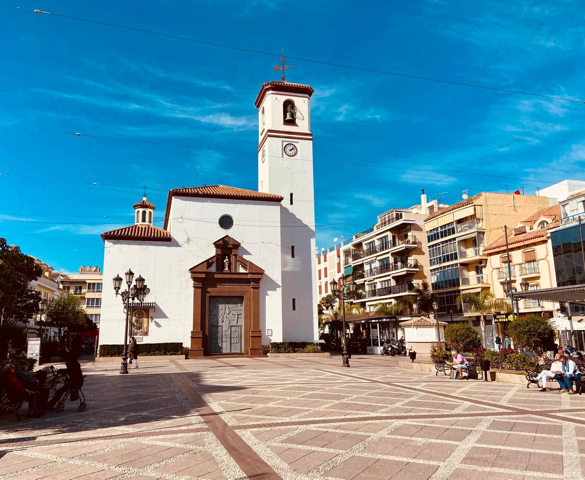 6b404fa8957ed280074c21f6f360ae9c - 14