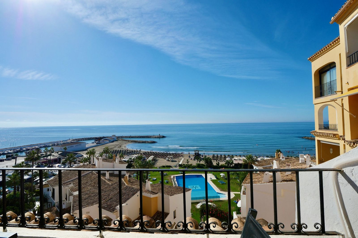 6badc50ef0e18aed7538ea08e1aab116 - 40