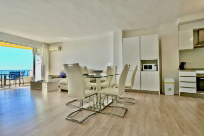 6badc50ef0e18aed7538ea08e1aab116 - 44