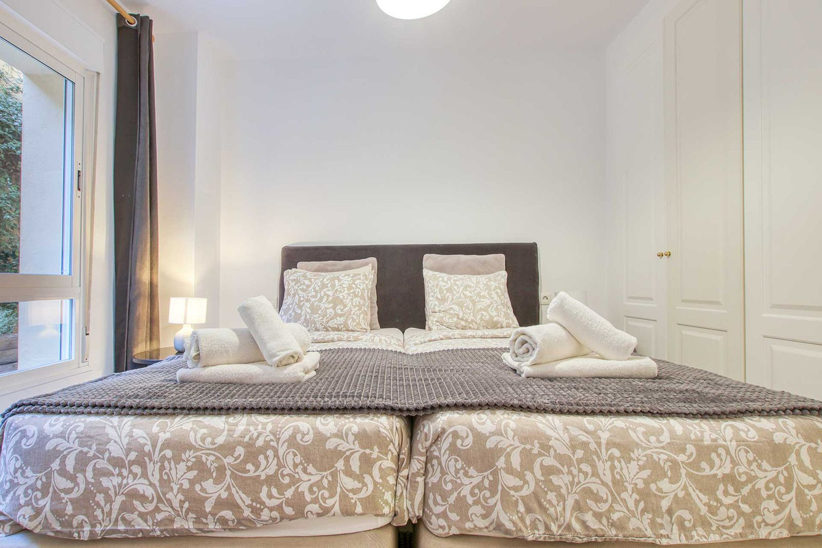 6bb3078eef99f85415a54dc952ade644 - 12