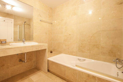 6bb3078eef99f85415a54dc952ade644 - 18