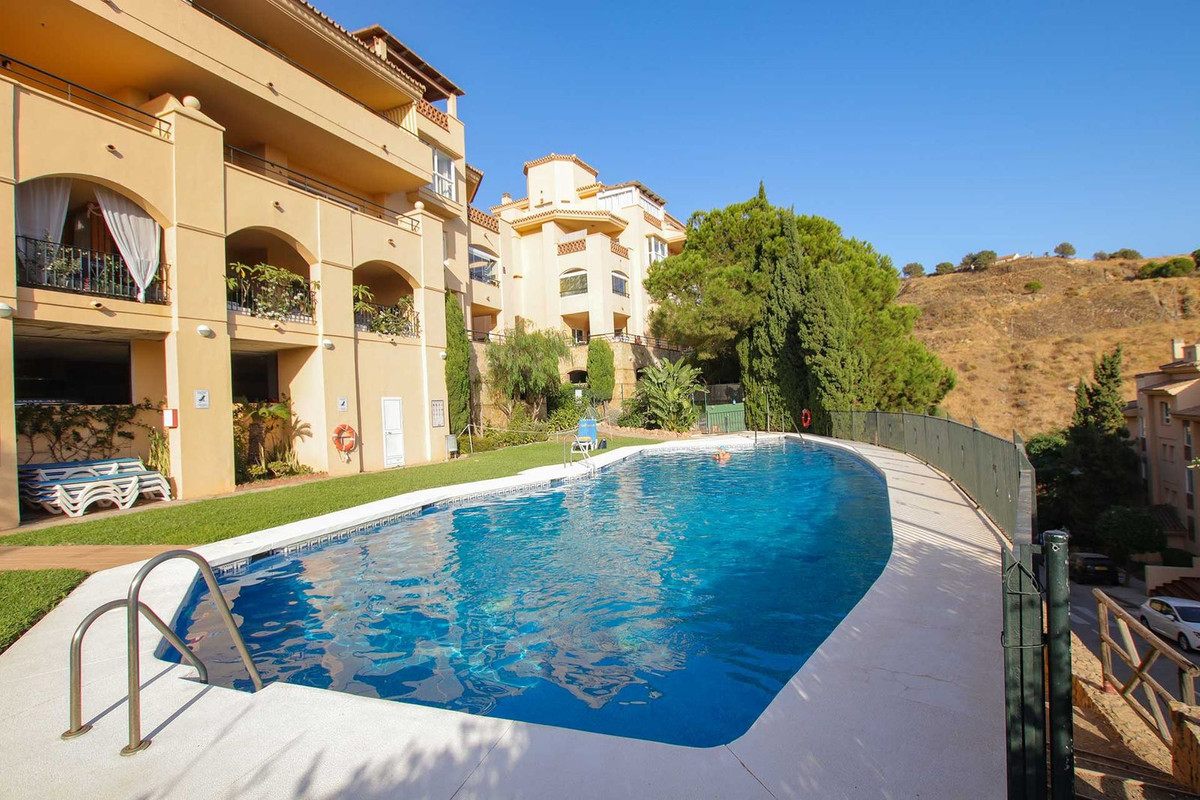 6bb3078eef99f85415a54dc952ade644 - 26