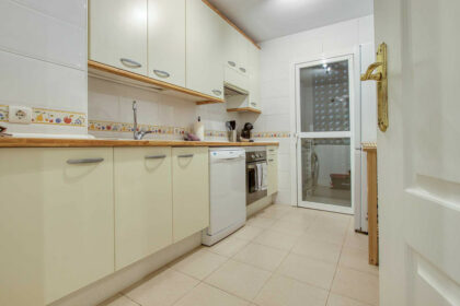 6bb3078eef99f85415a54dc952ade644 - 8