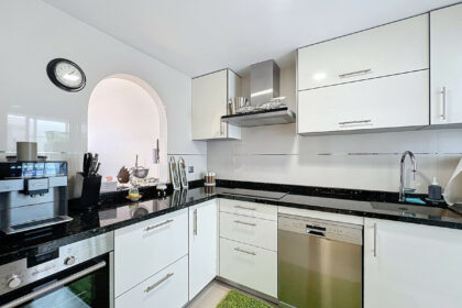 6bd15a900e1845a6848e07d508950200 - 10