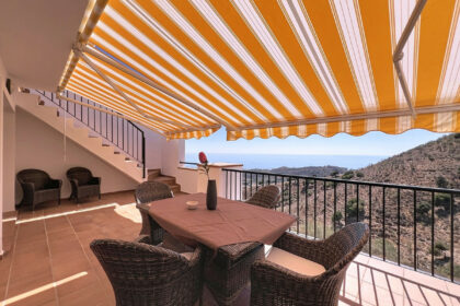 6bd15a900e1845a6848e07d508950200 - 9