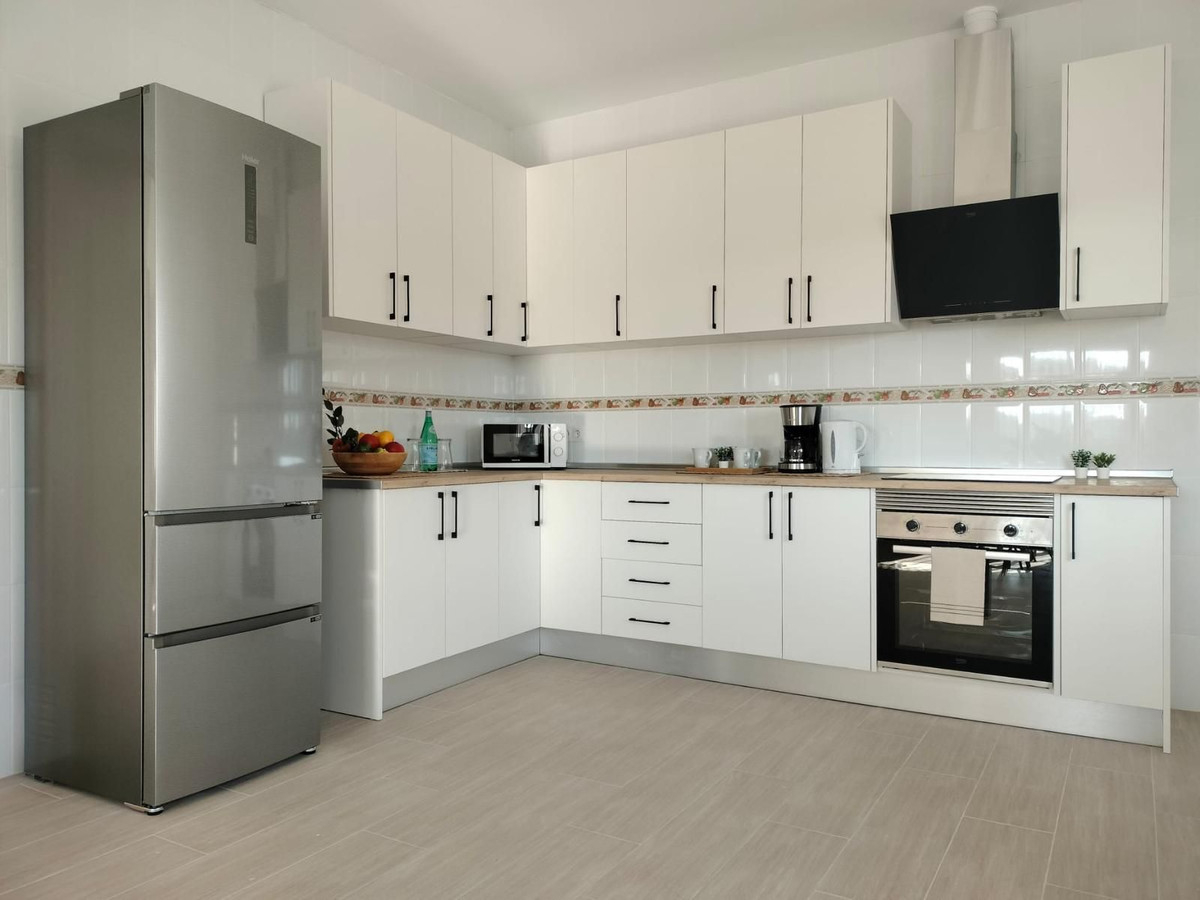 6c28c3ae9078c33cbded6ef379730ad2 - 21