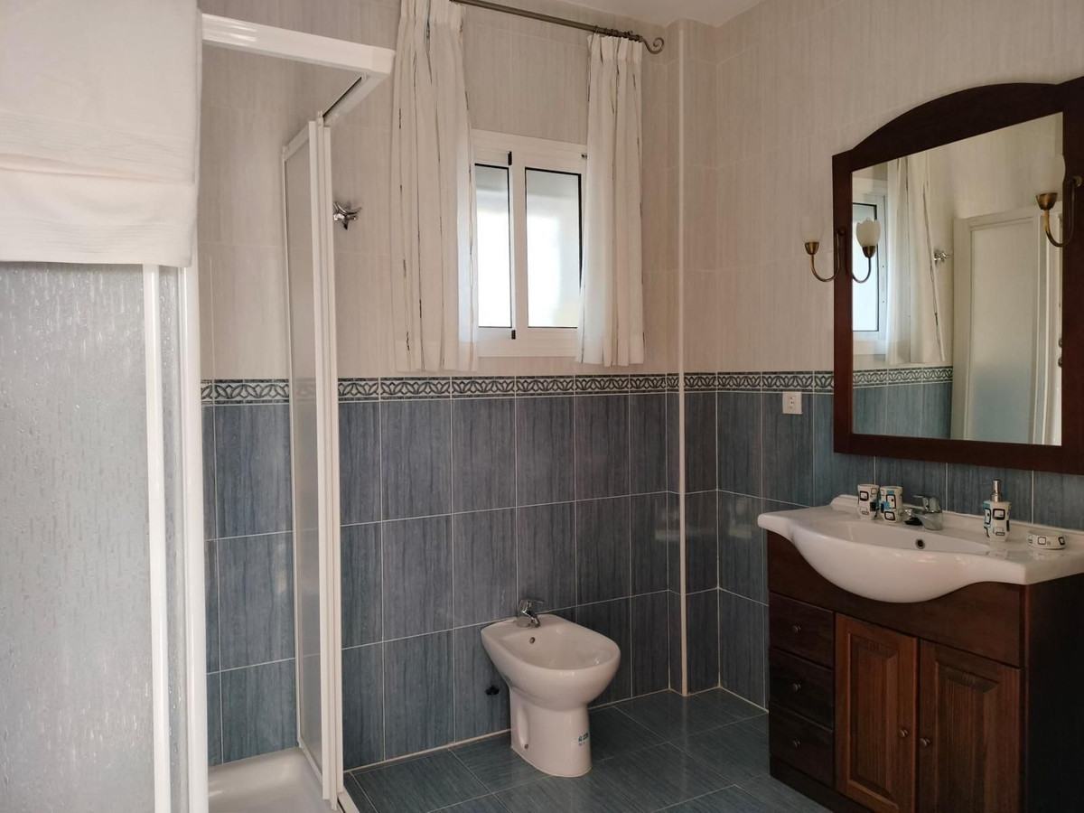 6c28c3ae9078c33cbded6ef379730ad2 - 22