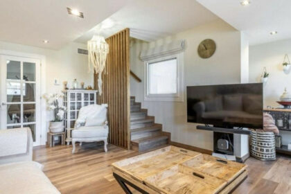 6d1050c01f8b0ad8e1e2c39c841979a6 - 1