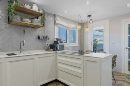 6d1050c01f8b0ad8e1e2c39c841979a6 - 9