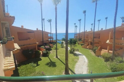 6dc4be1dc6c7803587e9070d1989d8de - 10