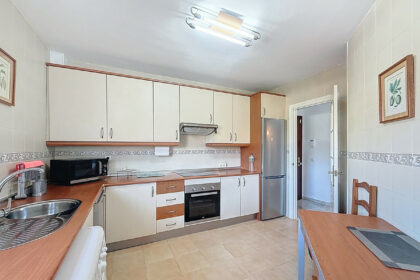 6dc4be1dc6c7803587e9070d1989d8de - 12