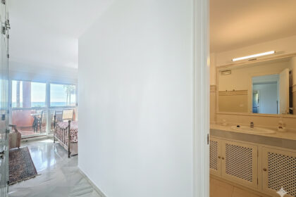 6dc4be1dc6c7803587e9070d1989d8de - 15