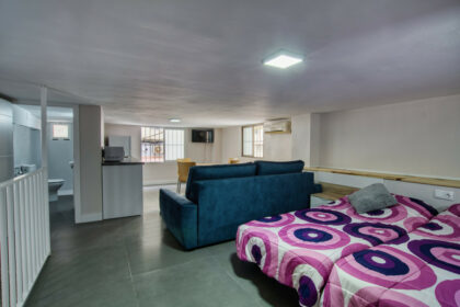 6dc63f00e98fb3265c2a1a74b102d36f - 13