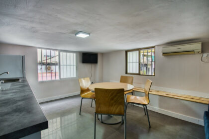 6dc63f00e98fb3265c2a1a74b102d36f - 17