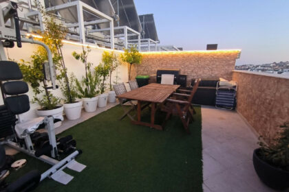 6dead480c1dcb0746a53e487e5f6dbbe - 77