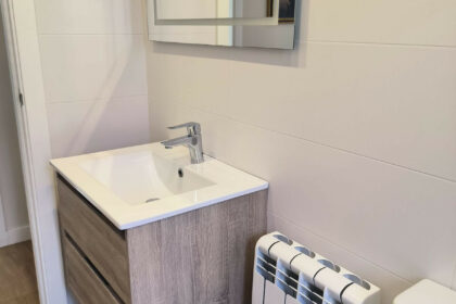 6dead480c1dcb0746a53e487e5f6dbbe - 9