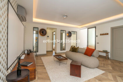 6df57cd8409472c92f1d67c2f410882c - 19