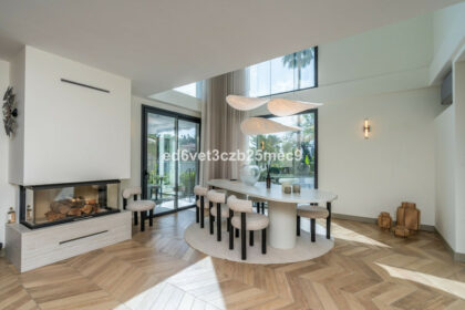 6df57cd8409472c92f1d67c2f410882c - 4