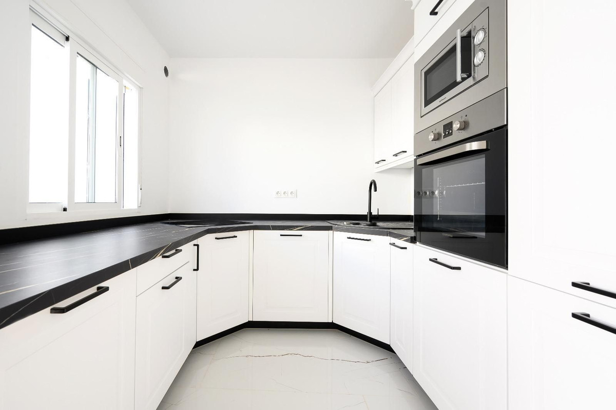 6e3afaebecc787b54cf4dbe8876f3057 - 3