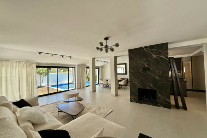 6f4cc09c7fd1fe3d3a3fa5f49f02a168 - 43