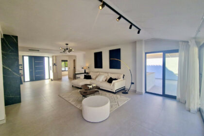 6f4cc09c7fd1fe3d3a3fa5f49f02a168 - 9