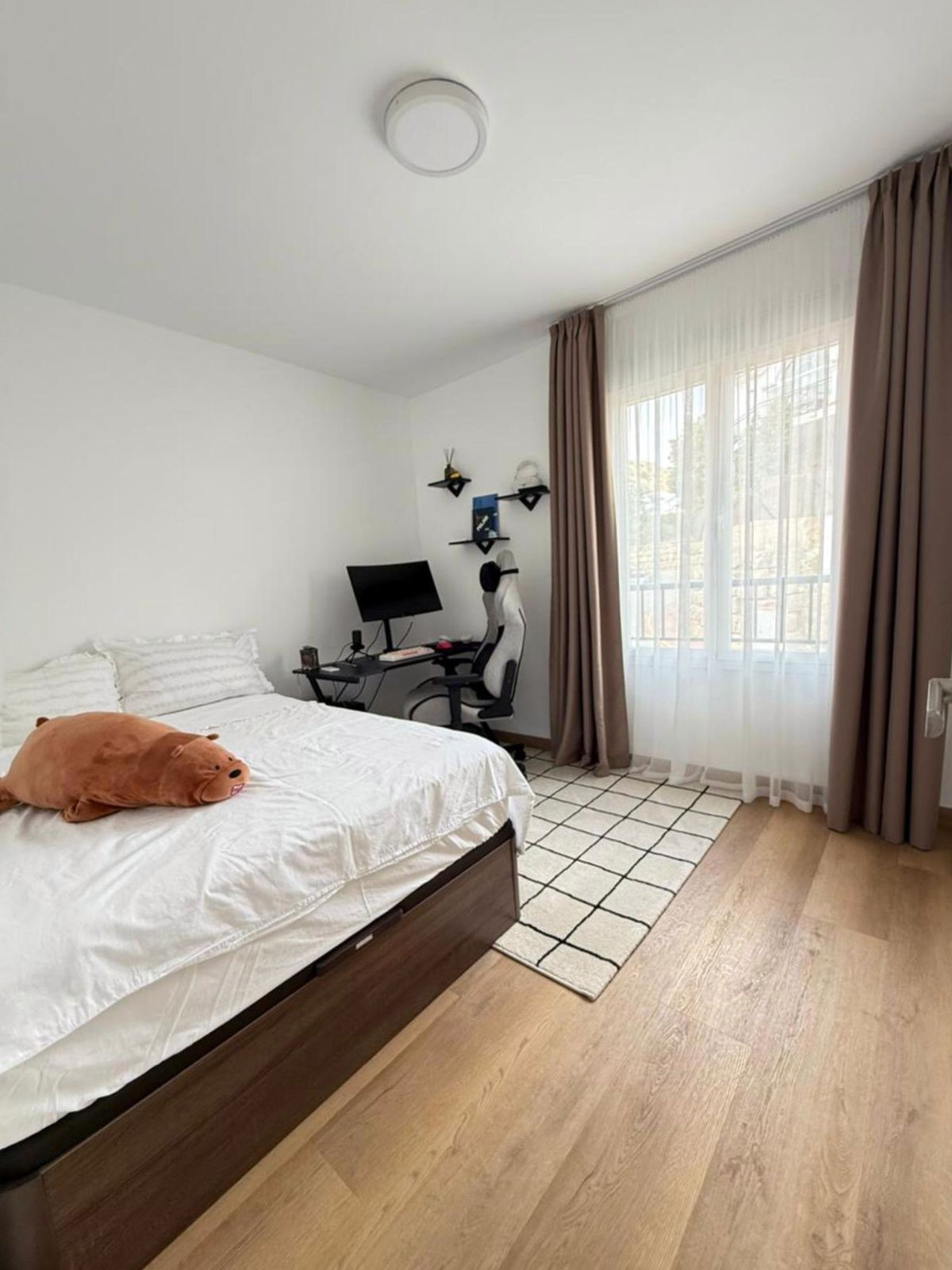 6f988139fbbeae357d3e9035cb7eb63d - 18