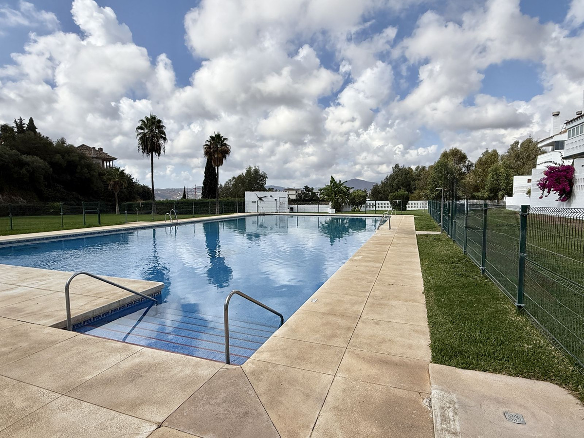 6fb3883a055b6eaeddd18568d1527355 - 2