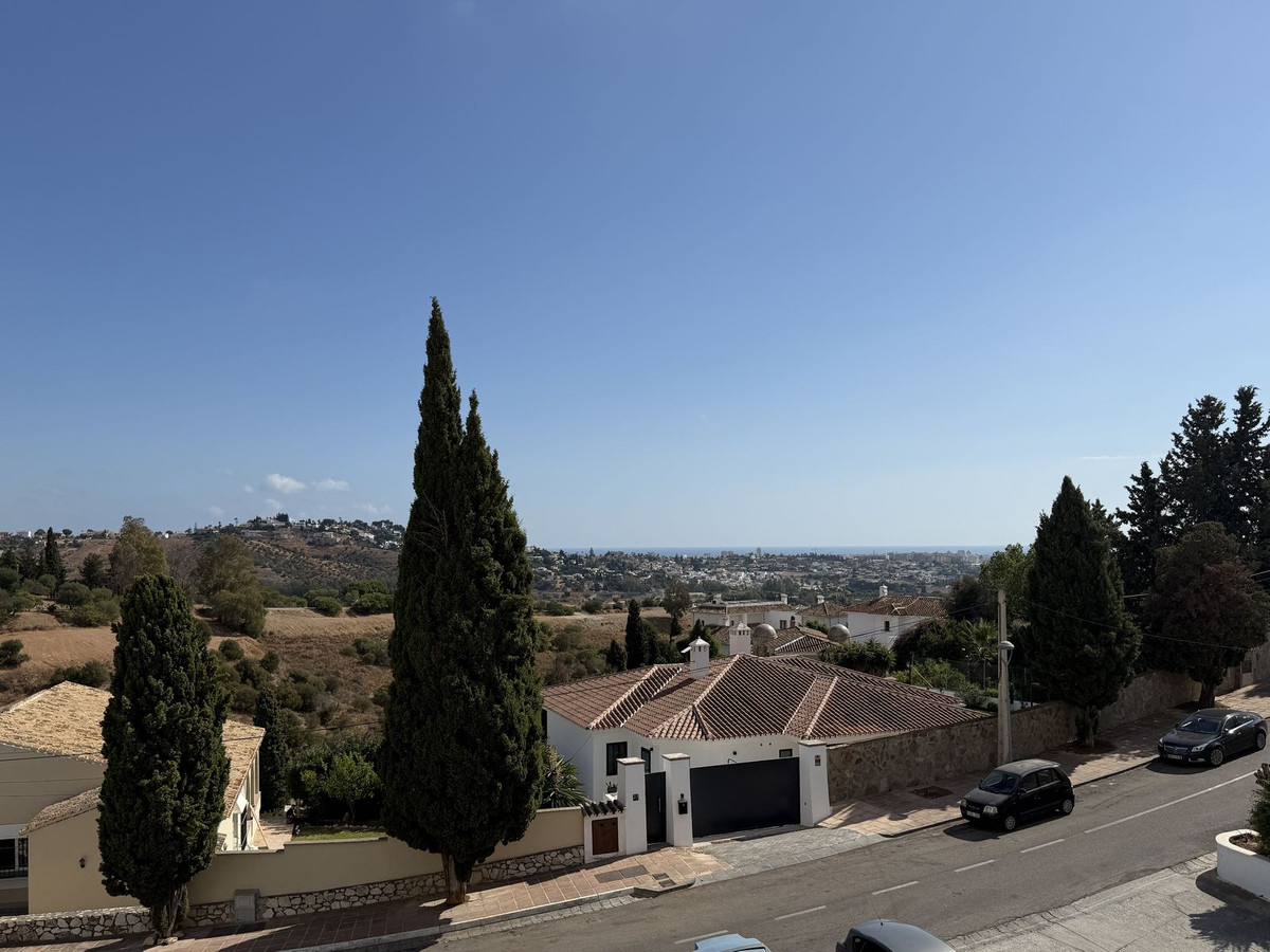 6fb3883a055b6eaeddd18568d1527355 - 23