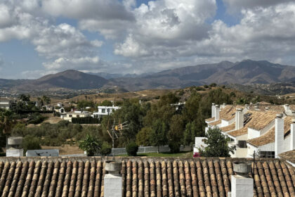 6fb3883a055b6eaeddd18568d1527355 - 24