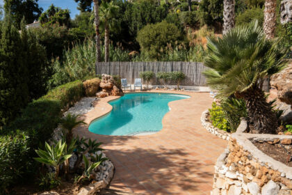 6fed7325fb6c736c0f2f6bb67664991c - 10