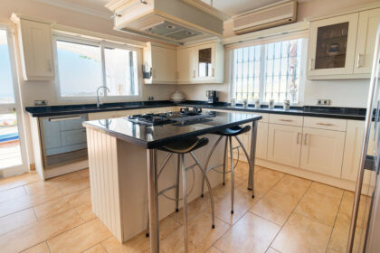 6fed7325fb6c736c0f2f6bb67664991c - 15