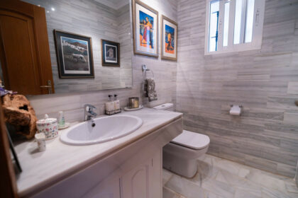 6fed7325fb6c736c0f2f6bb67664991c - 18