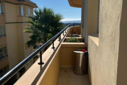 7046a5eea0d3576b7e6d4d58c3b40e3b - 25