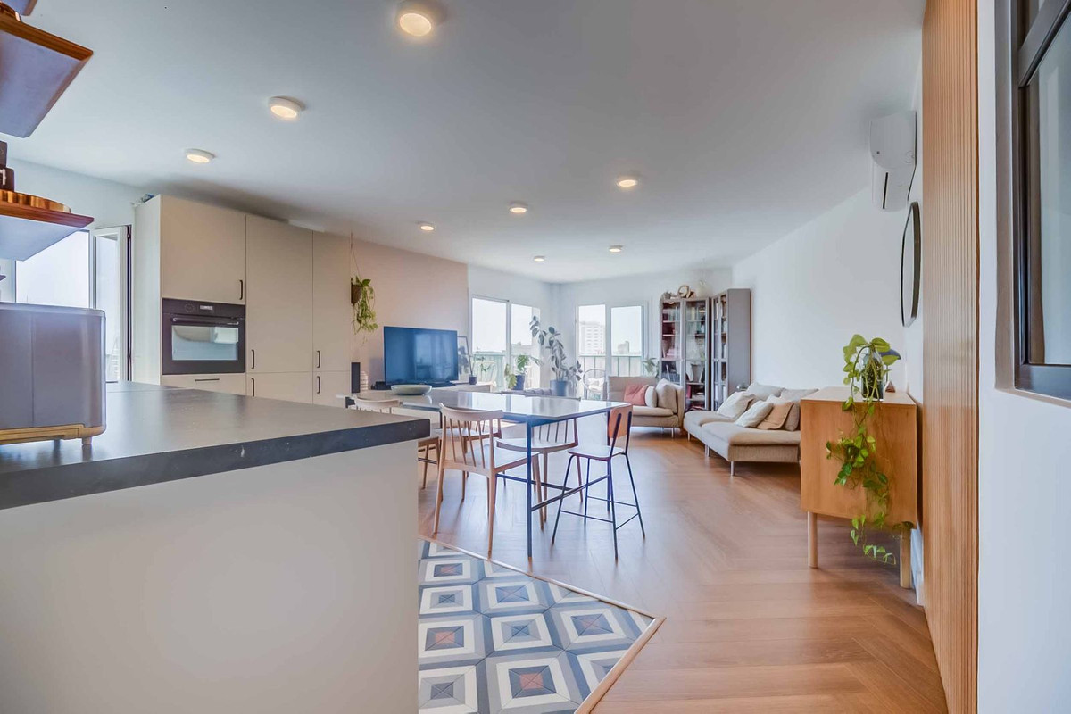 704cbab968a3957a07f2f63caeb98a20 - 16