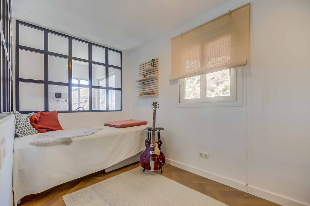 704cbab968a3957a07f2f63caeb98a20 - 21