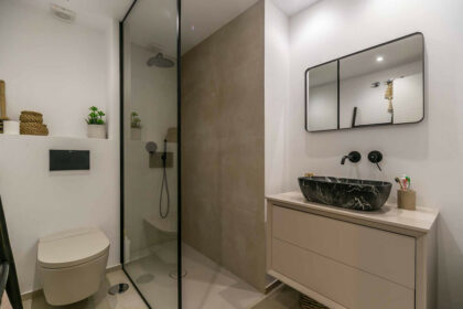 704cbab968a3957a07f2f63caeb98a20 - 32