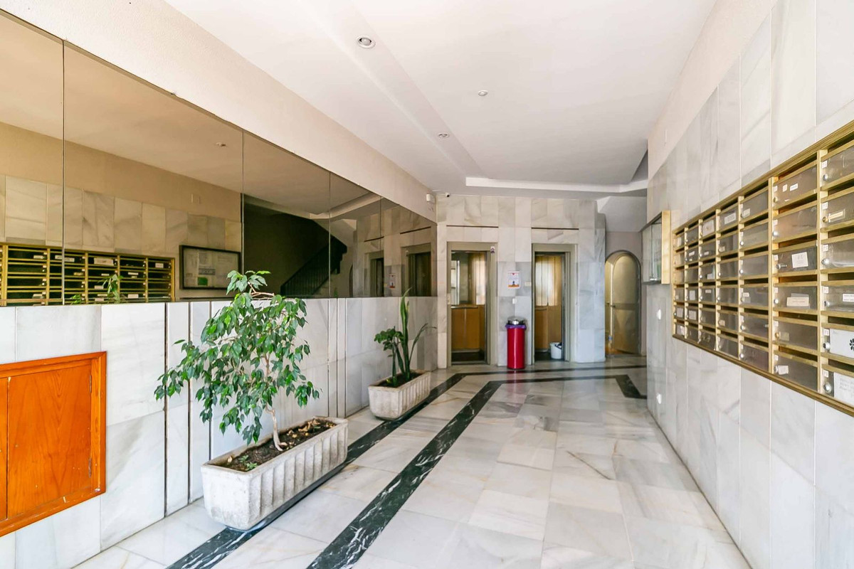 704cbab968a3957a07f2f63caeb98a20 - 35