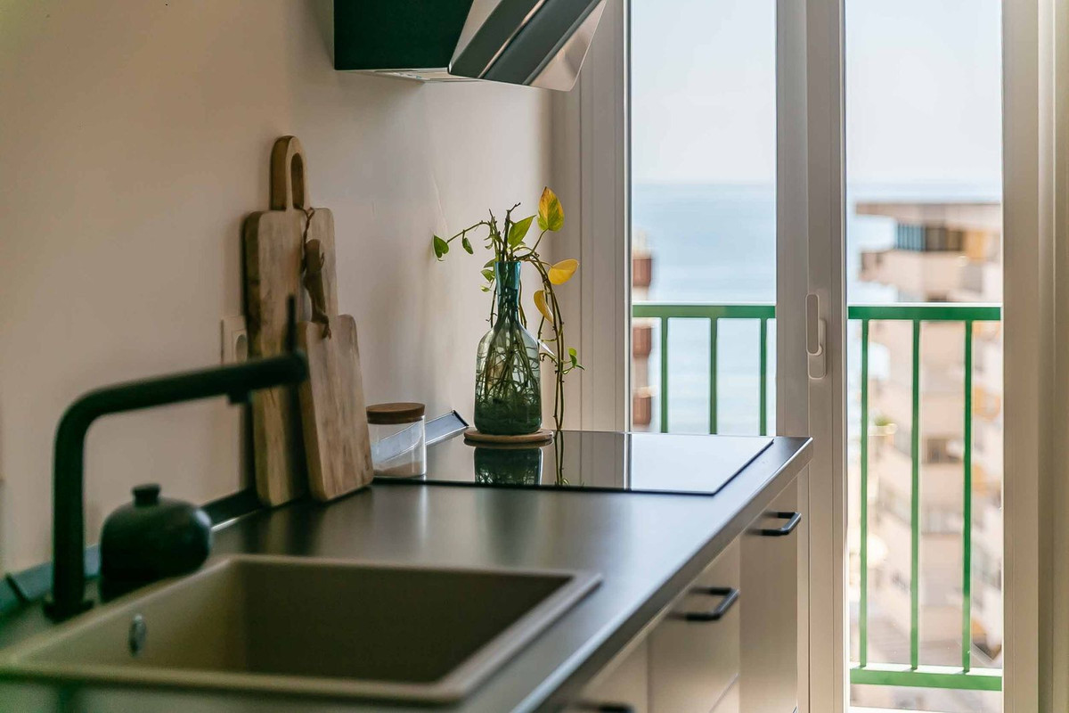 704cbab968a3957a07f2f63caeb98a20 - 7