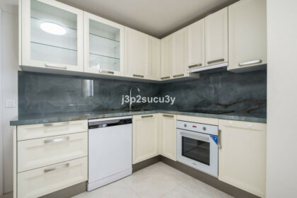 710771a01e75e6a95882e8dfdbdb97e6 - 14