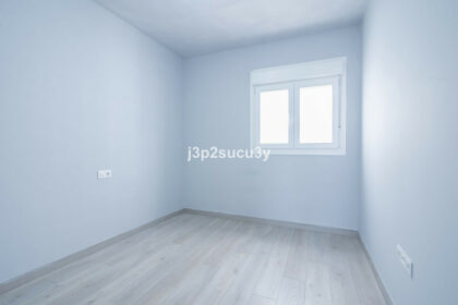 710771a01e75e6a95882e8dfdbdb97e6 - 20