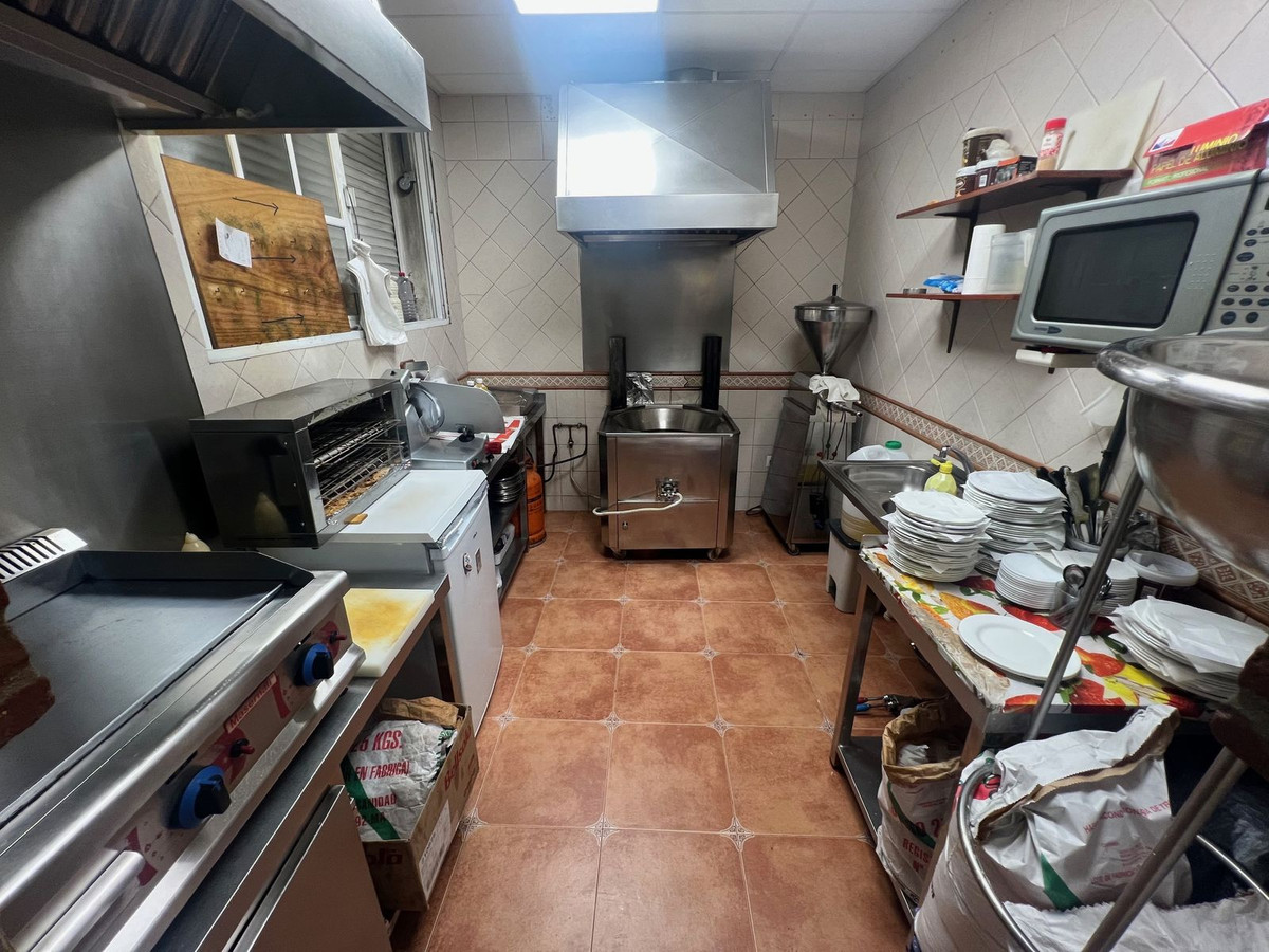 7184c8e8360c6e40f29fbe43fa0a52cc - 12