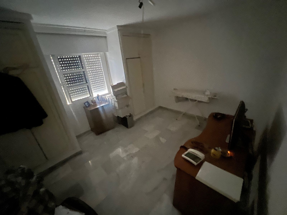 7184c8e8360c6e40f29fbe43fa0a52cc - 24