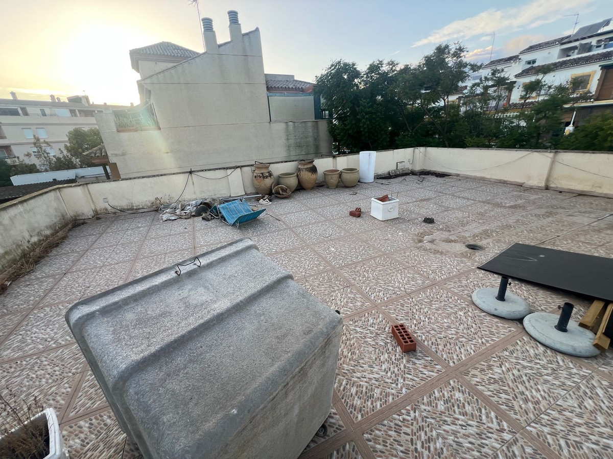 7184c8e8360c6e40f29fbe43fa0a52cc - 32