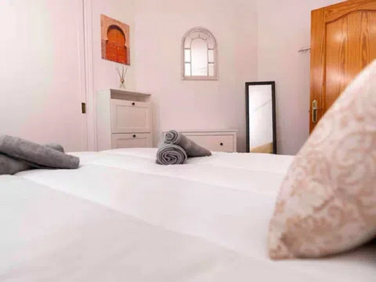 71a2b8d9cd3d510794e37136a5cb4be4 - 6