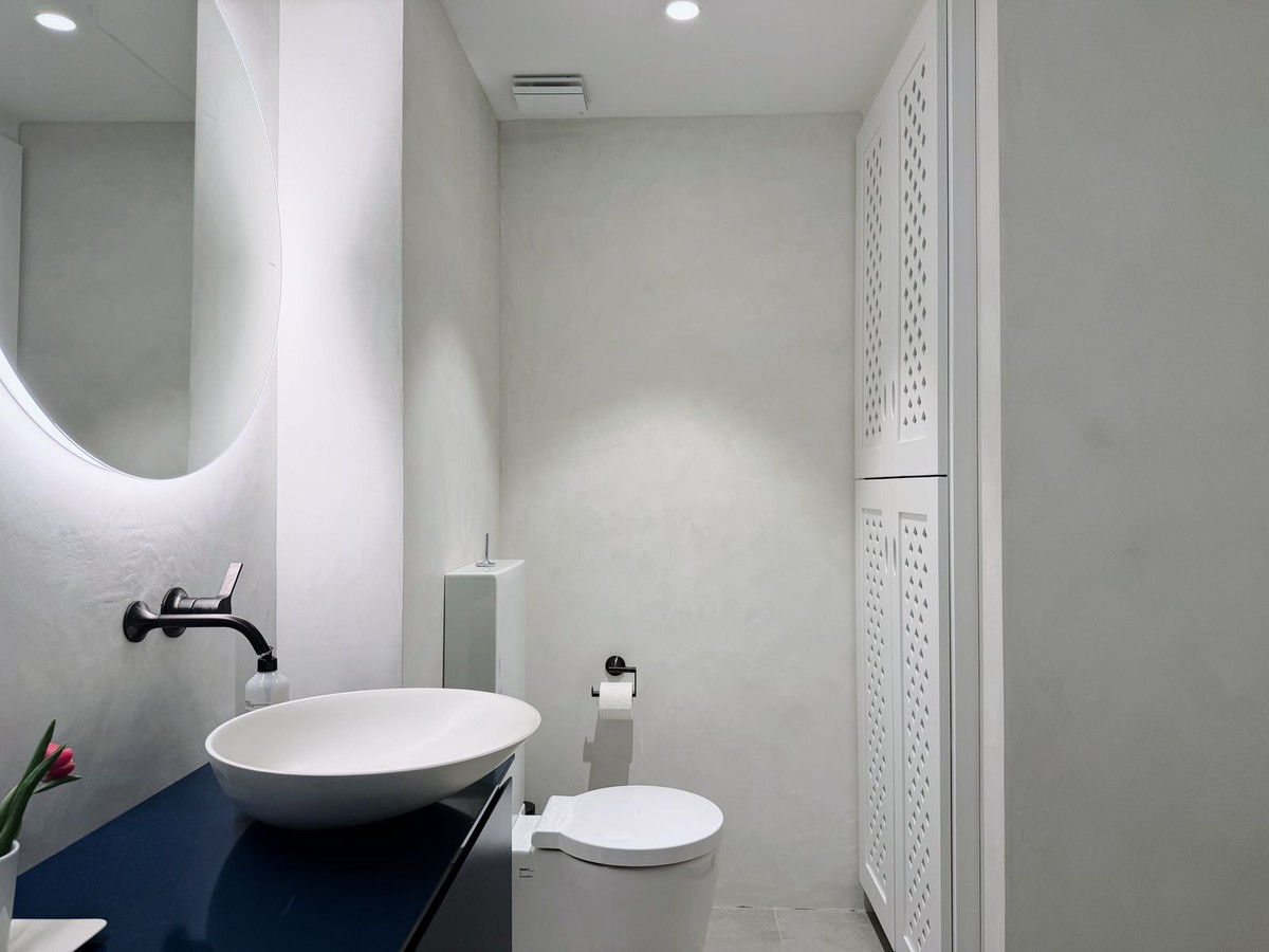 71a34c495f3ca603eeaf95a743576fab - 18