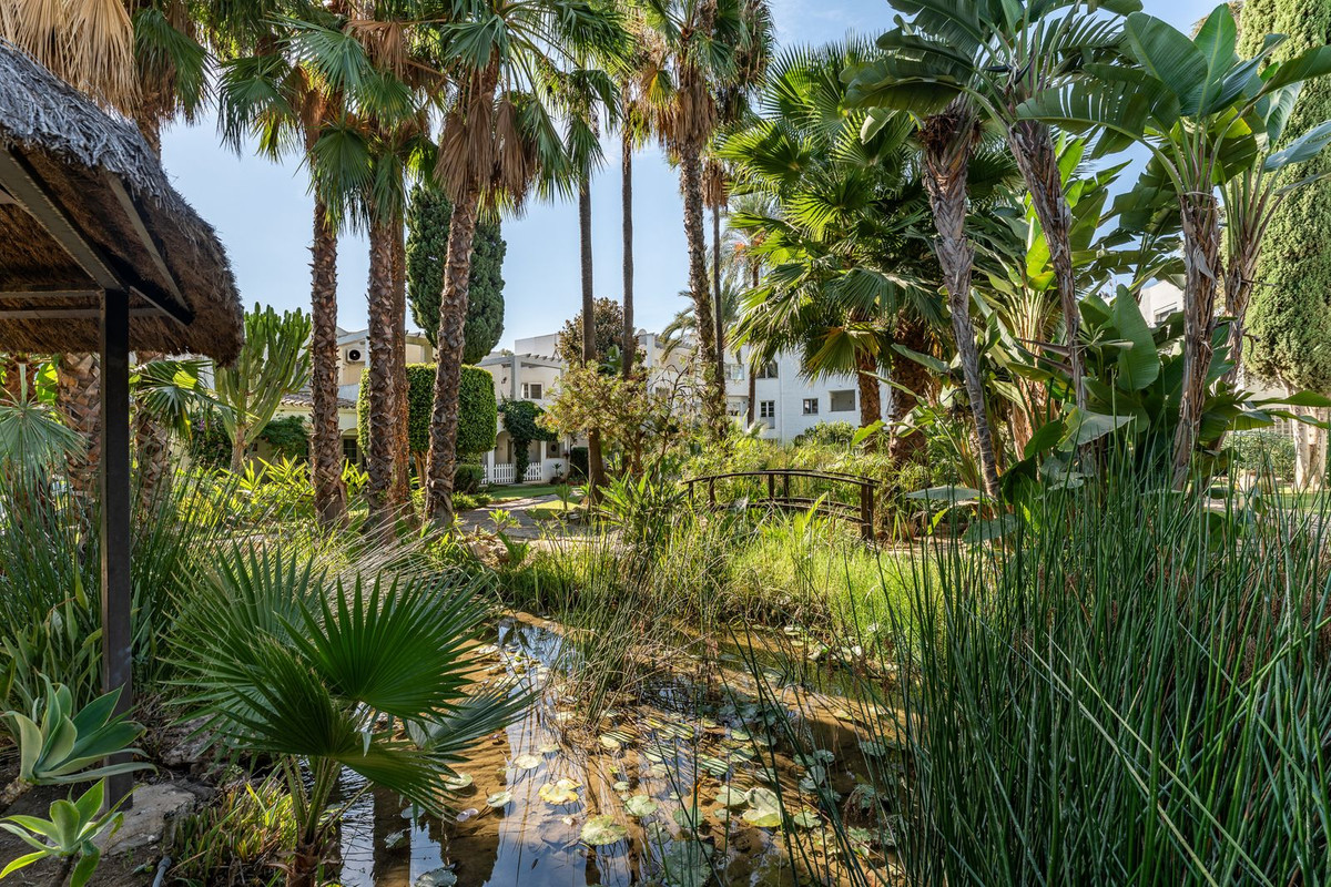 722d1f01c46e4f8381a65661943c3b8b - 45