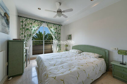 72e8efef85fe6bf8f6e558f596a38259 - 10